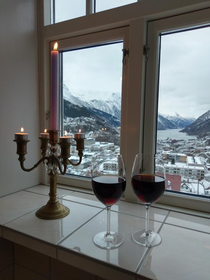 Vikinghaug Apartment Odda Exterior foto